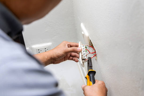 Best Circuit Breaker Repair  in Harvey, ND